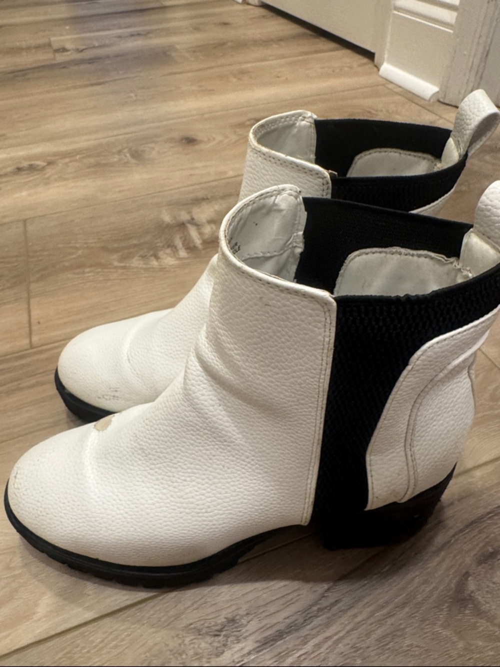 White Women's Chelsea Ankle Boots with Black Elastic Panels